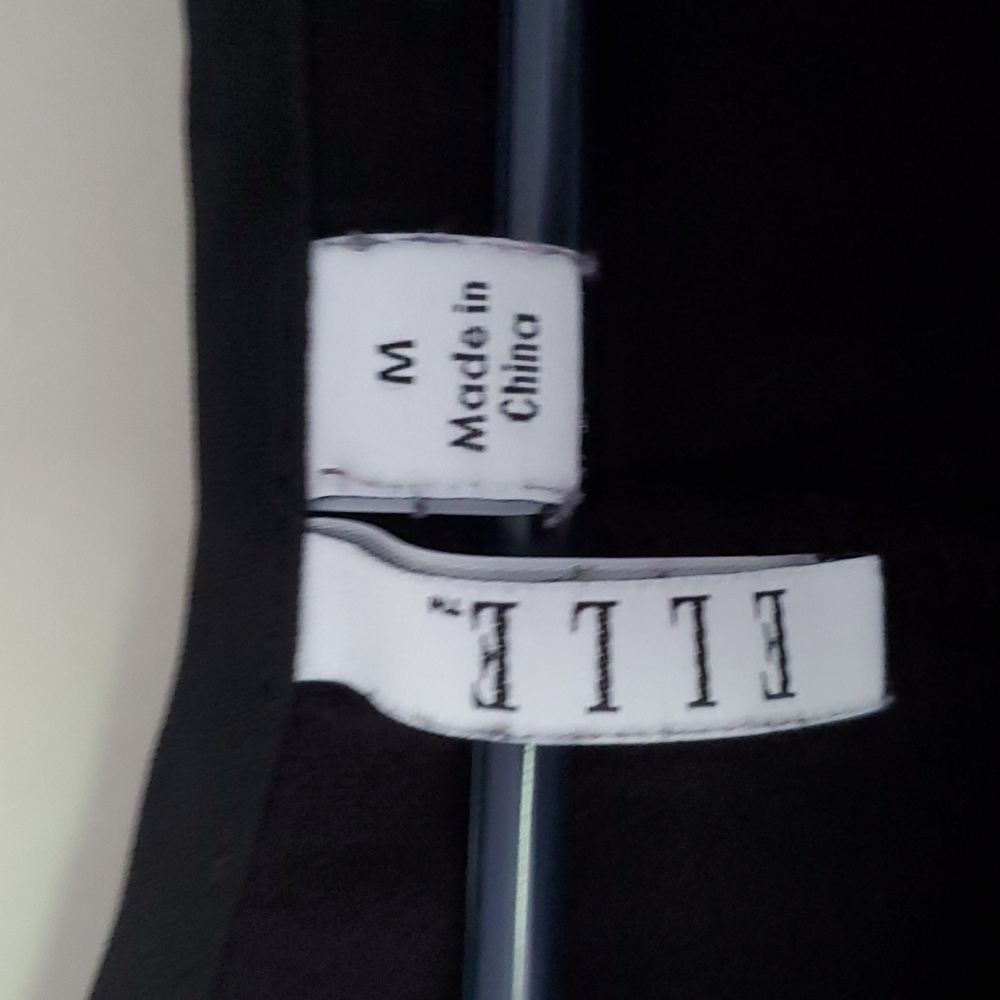 Beautiful two layer blouse - Picture 2 of 3
